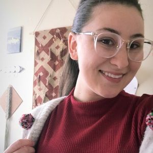 Meet your Posher, Olivia